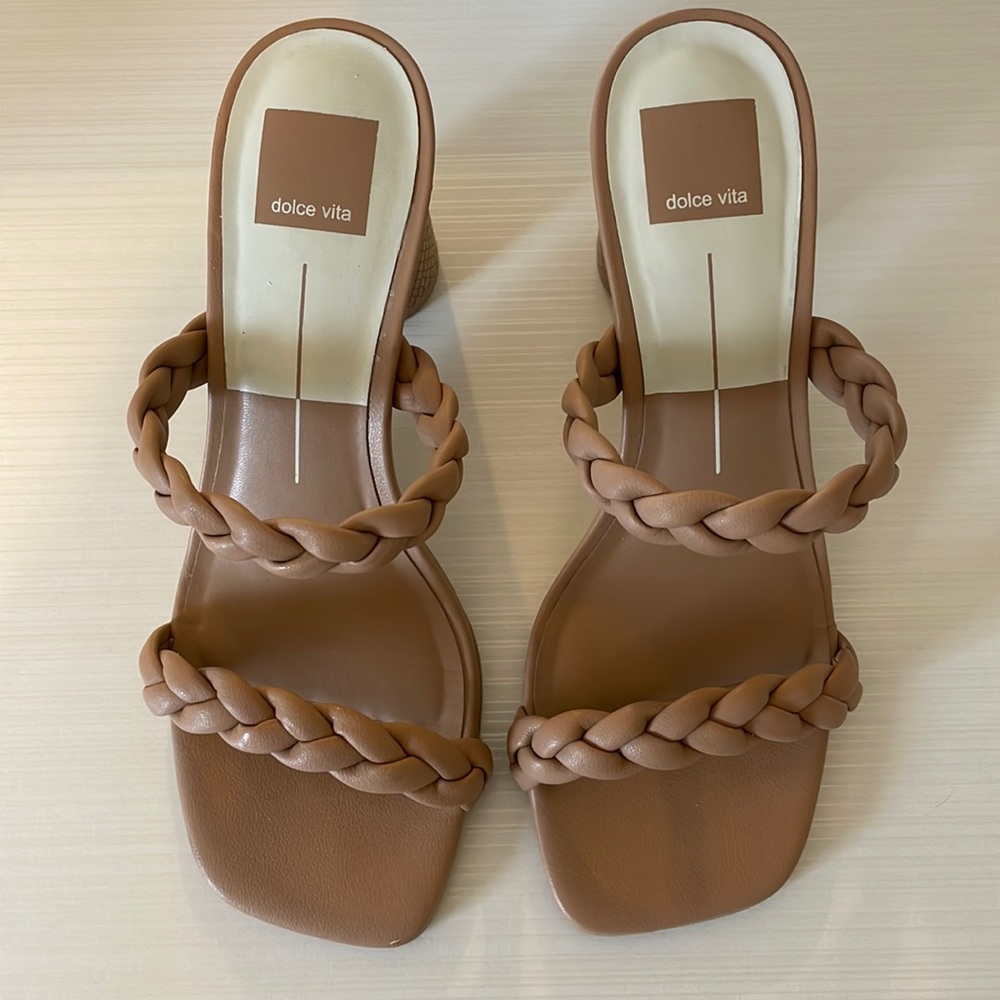Dolce Vita Nairi Braided Strappy Sandal 7 1/2 color Cafe Stella